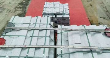 重庆 芝麻白仿形加直形路沿石出货日常