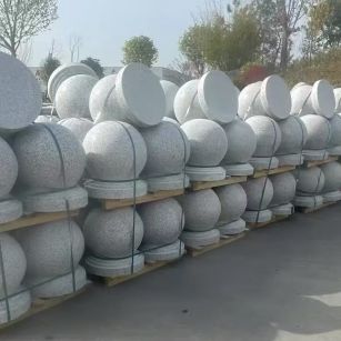 重庆 白麻花岗岩石材圆球，石球，挡车球，隔离球，景观石球，风水球等