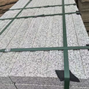 重庆 白麻花岗岩直行盲道石，盲条，地铺石