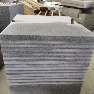 重庆 芝麻白5公分火烧地铺成品，900*400，规格可定制