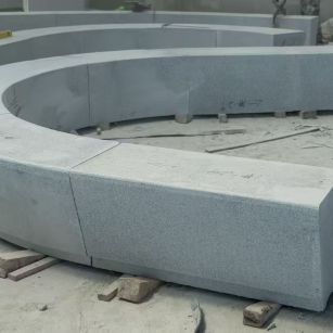 重庆 芝麻白花岗岩光面弧形坐凳