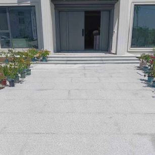 重庆 芝麻白花岗岩地铺石地面铺装