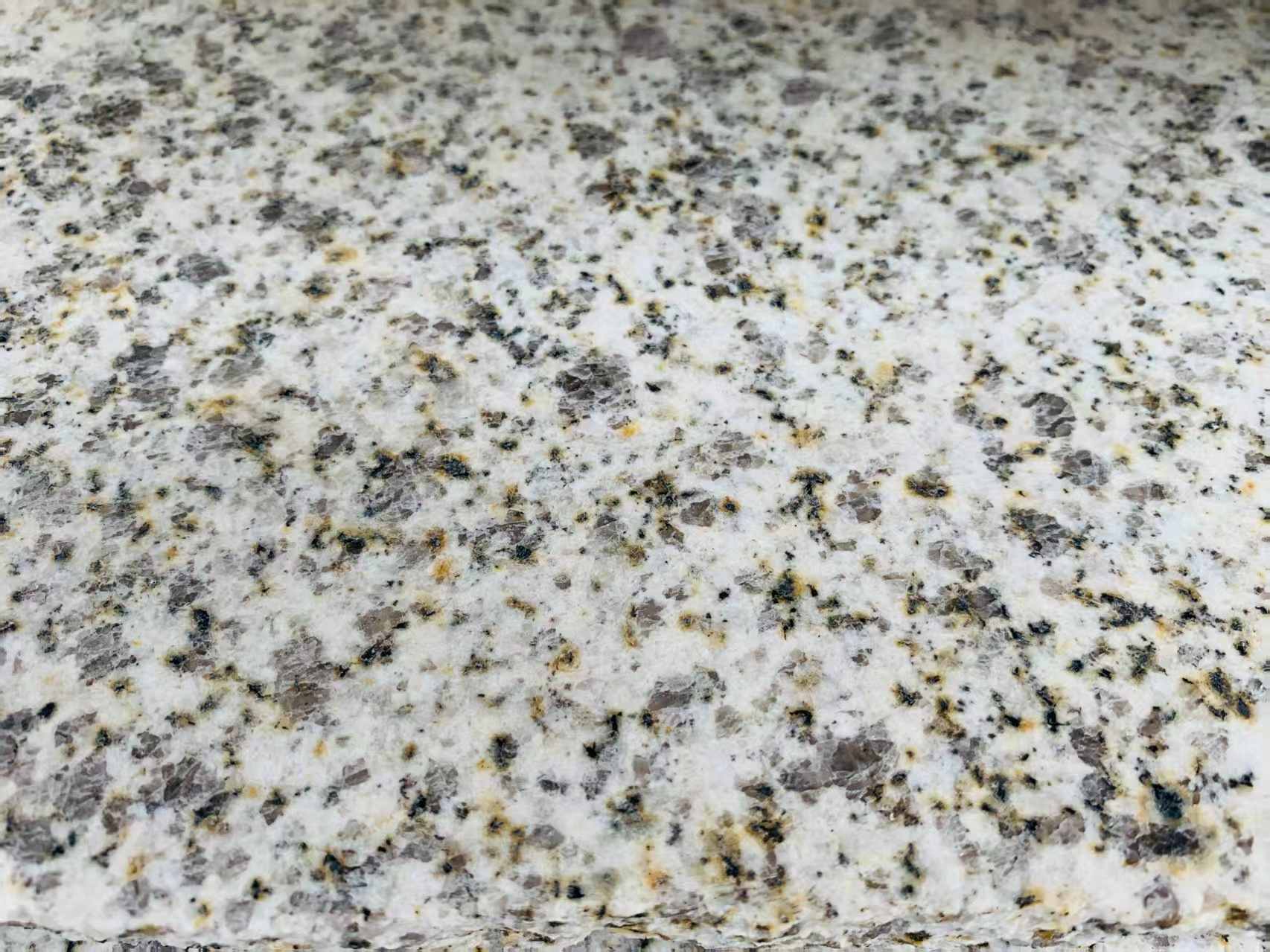 重庆 黄金麻花岗岩石材浅黄光面