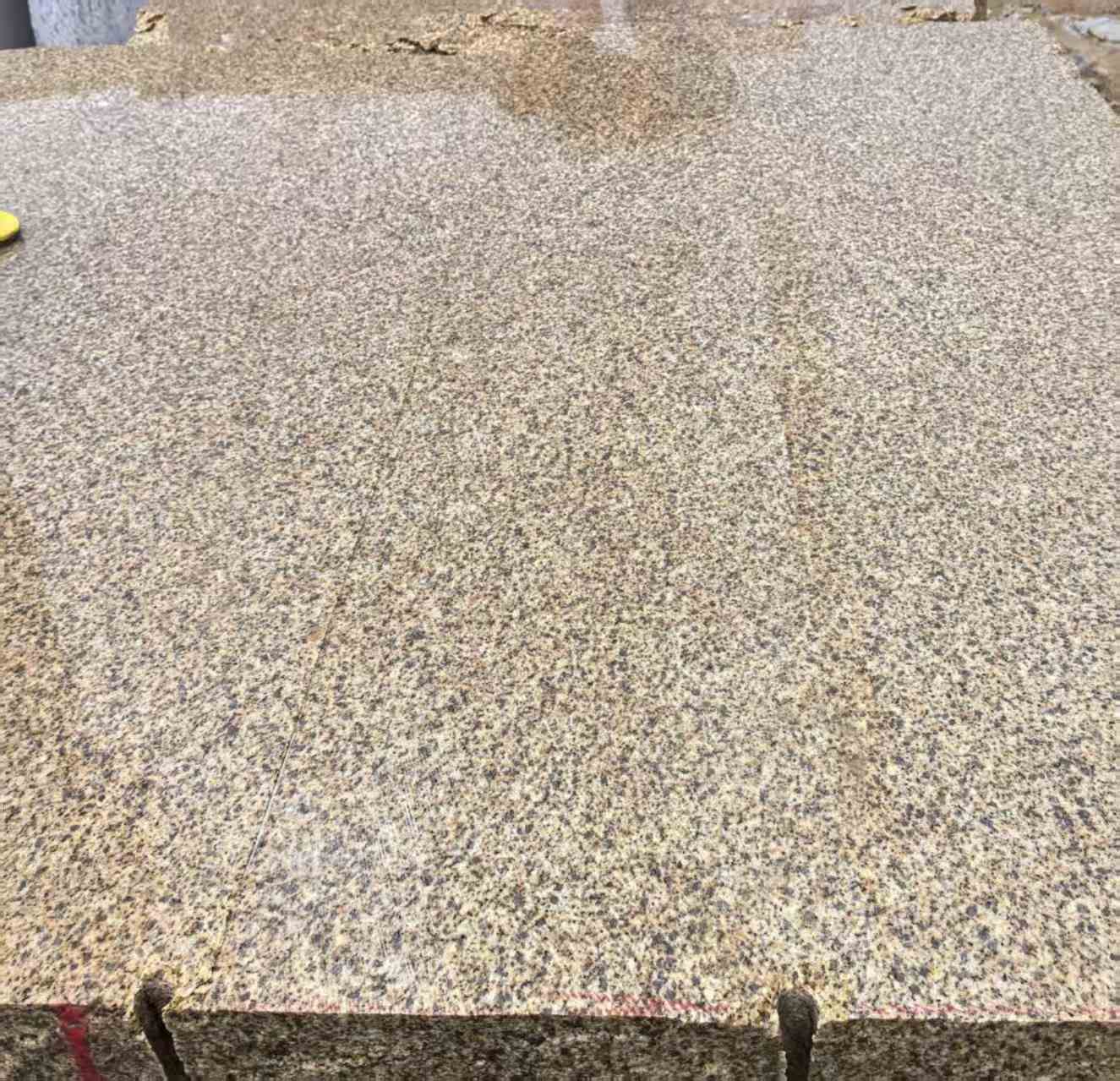 重庆 黄金麻花岗岩石材方料