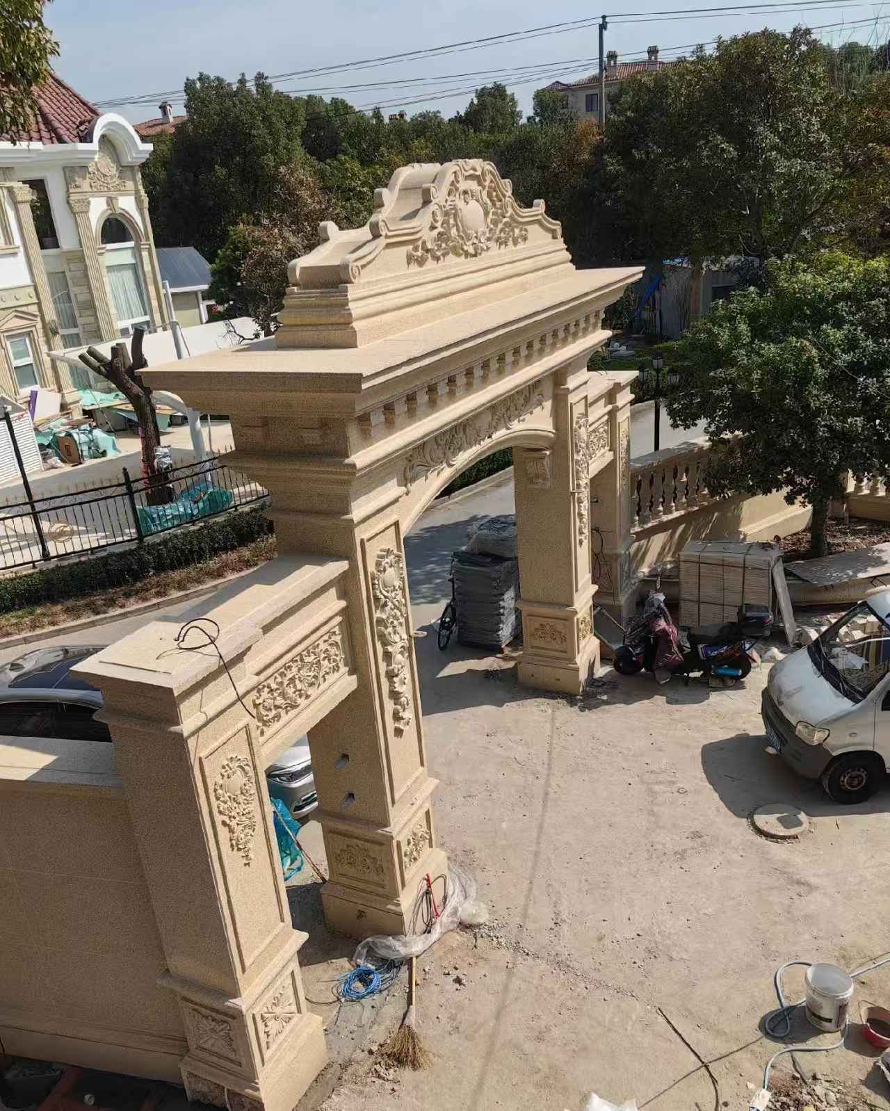 重庆 黄金麻荔枝面花岗岩别墅门楼