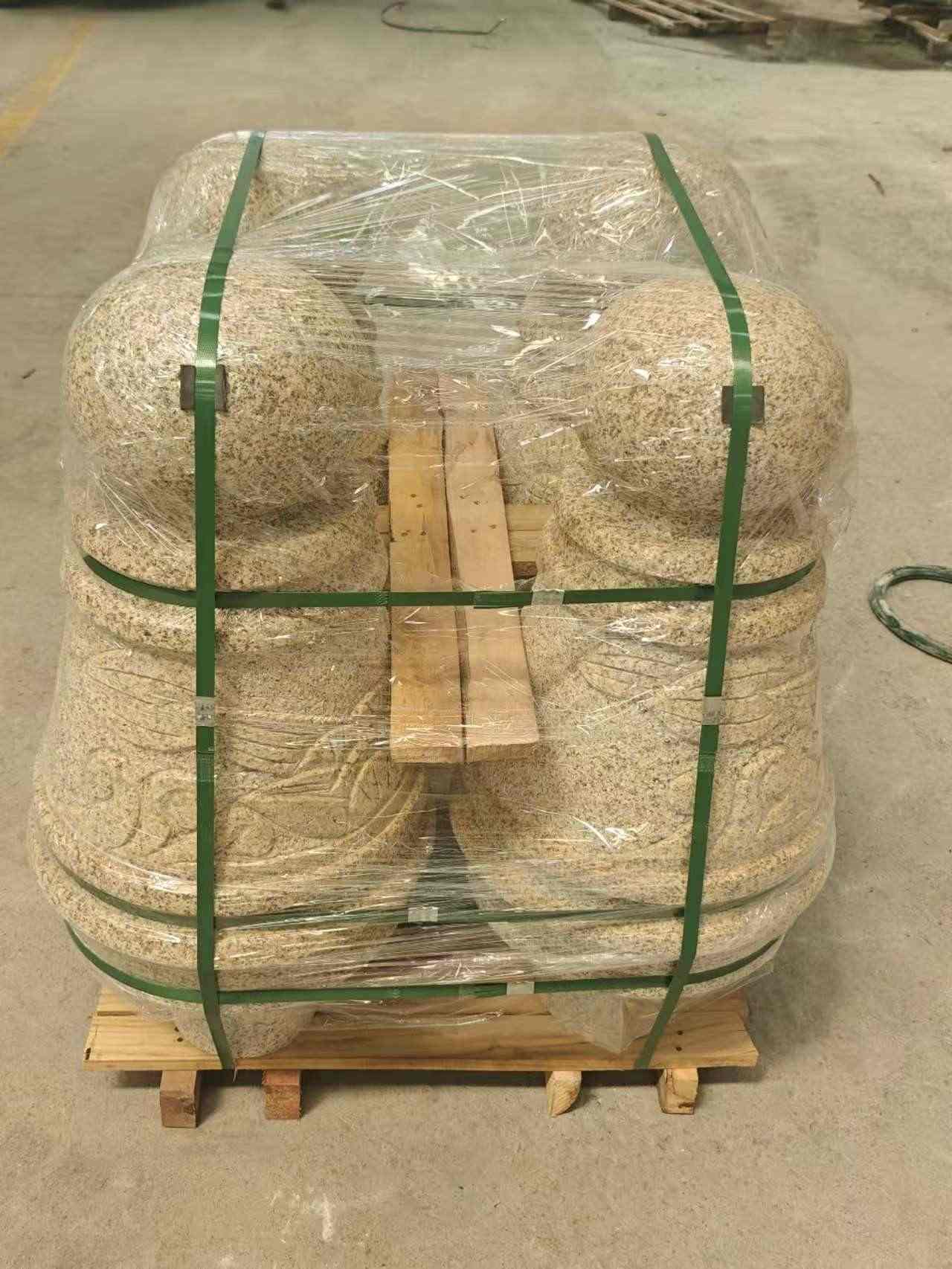 重庆 黄金麻异形定制雕花——棒棒糖挡车柱