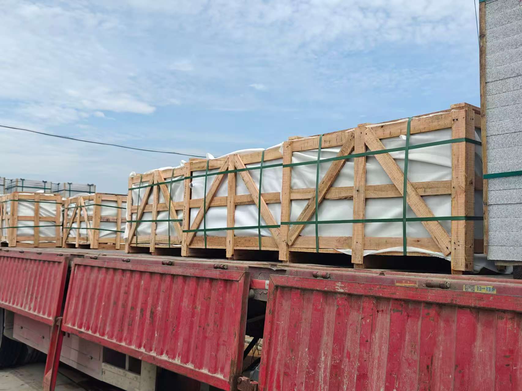 重庆 芝麻白花岗岩地铺石出口专车-泰国游