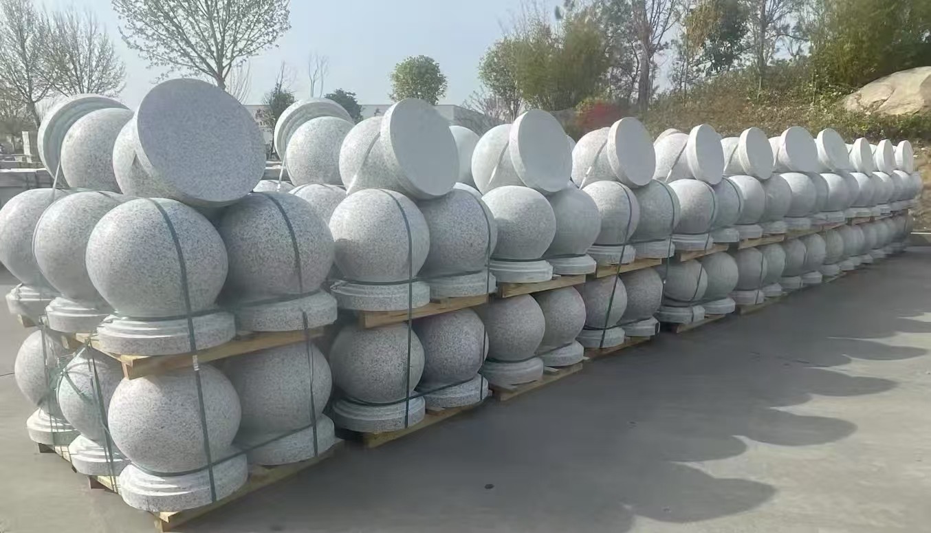 重庆 白麻花岗岩石材圆球，石球，挡车球，隔离球，景观石球，风水球等