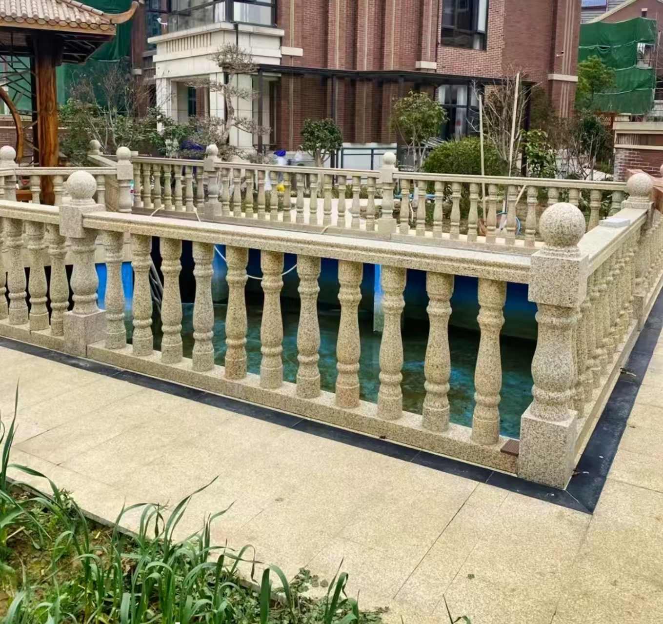 重庆黄金麻花岗岩石材栏杆，扶手，将军柱，花瓶柱