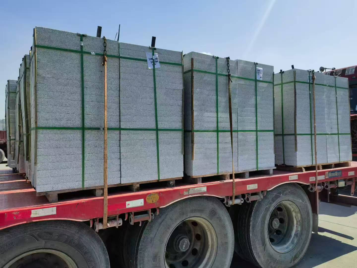 重庆芝麻白花岗岩出货日常地铺石