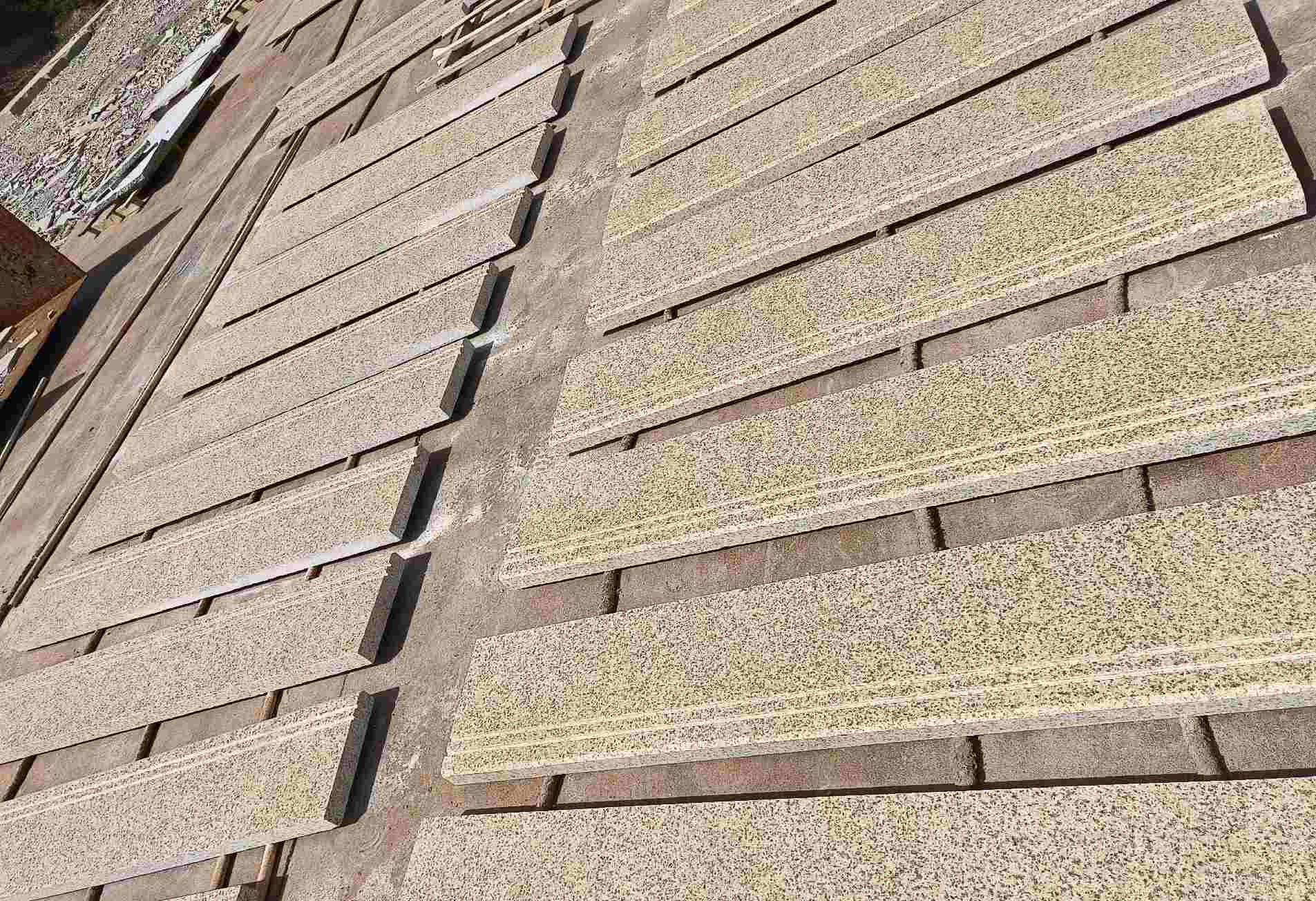 重庆 黄金麻花岗岩光面楼梯踏步