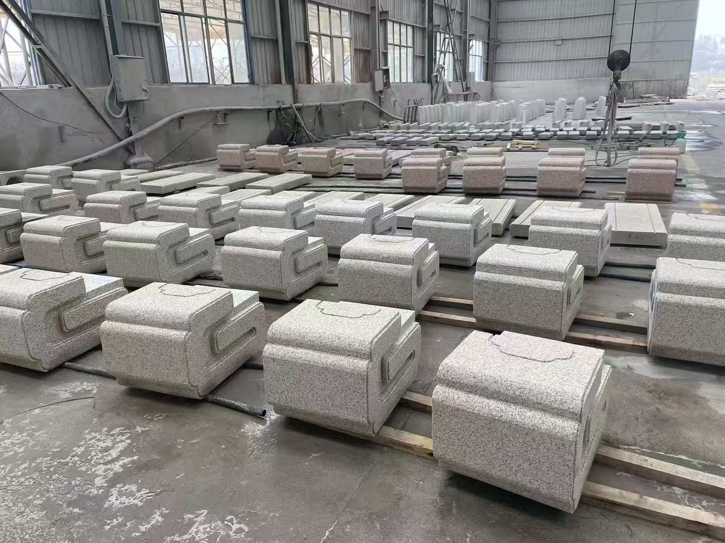 重庆 白麻花岗岩异形加工-石凳，坐凳