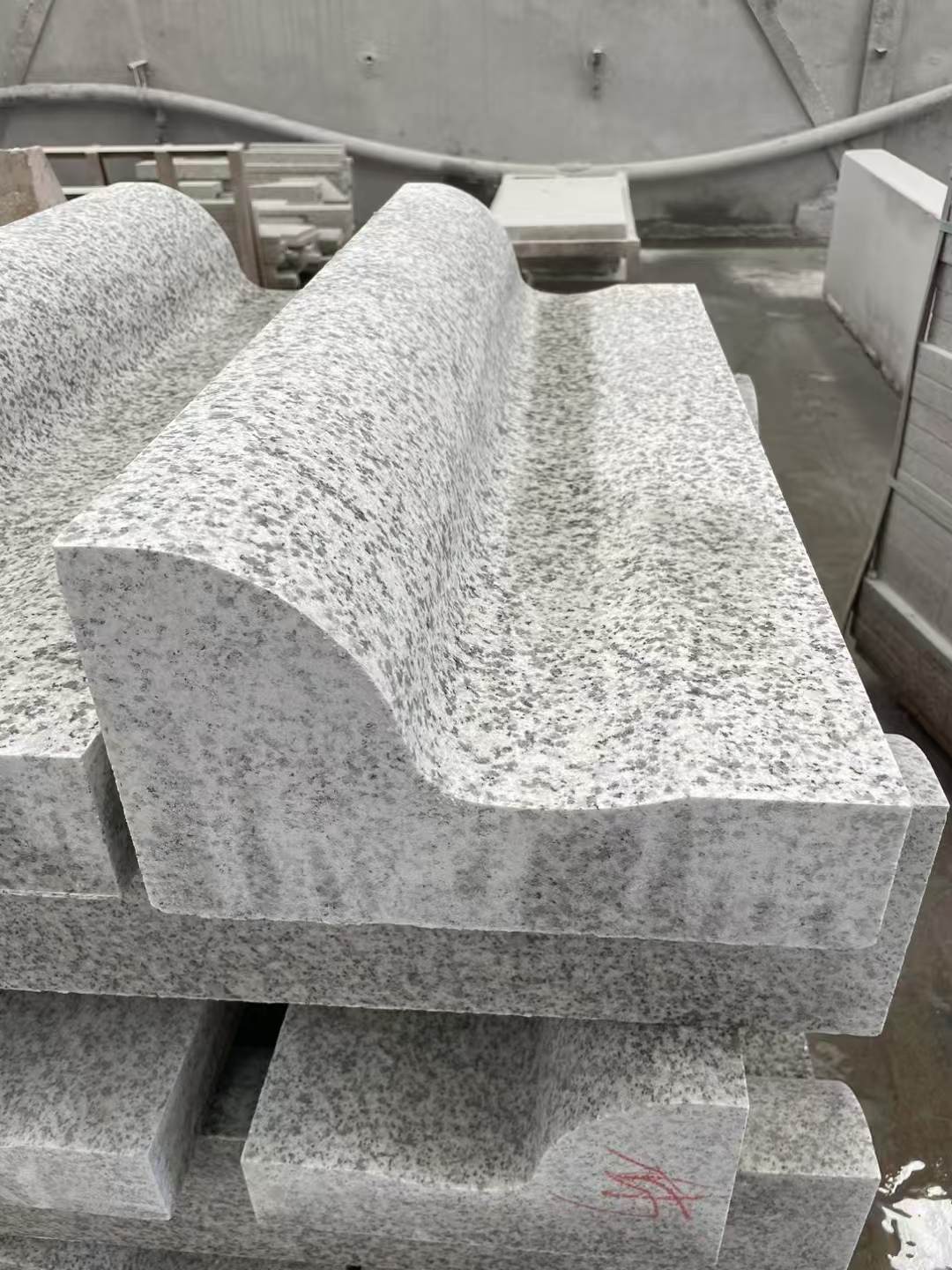 重庆 白麻花岗岩S型路沿石，路侧石，马路牙子等